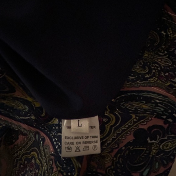 Maxi dress - never worn outside my home. Great condition - great color/pattern. - Picture 10 of 10